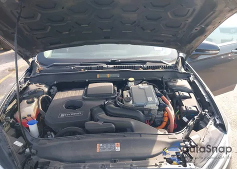 2019 Ford Fusion Hybrid Sel z USA, uszkodzony, nr VIN 3FA6P0MU2KR100564